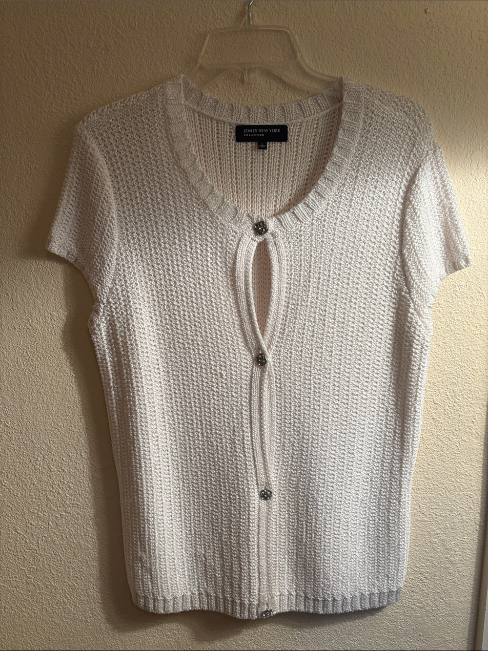 Jones of New York knitted cardigan with rhinestone button